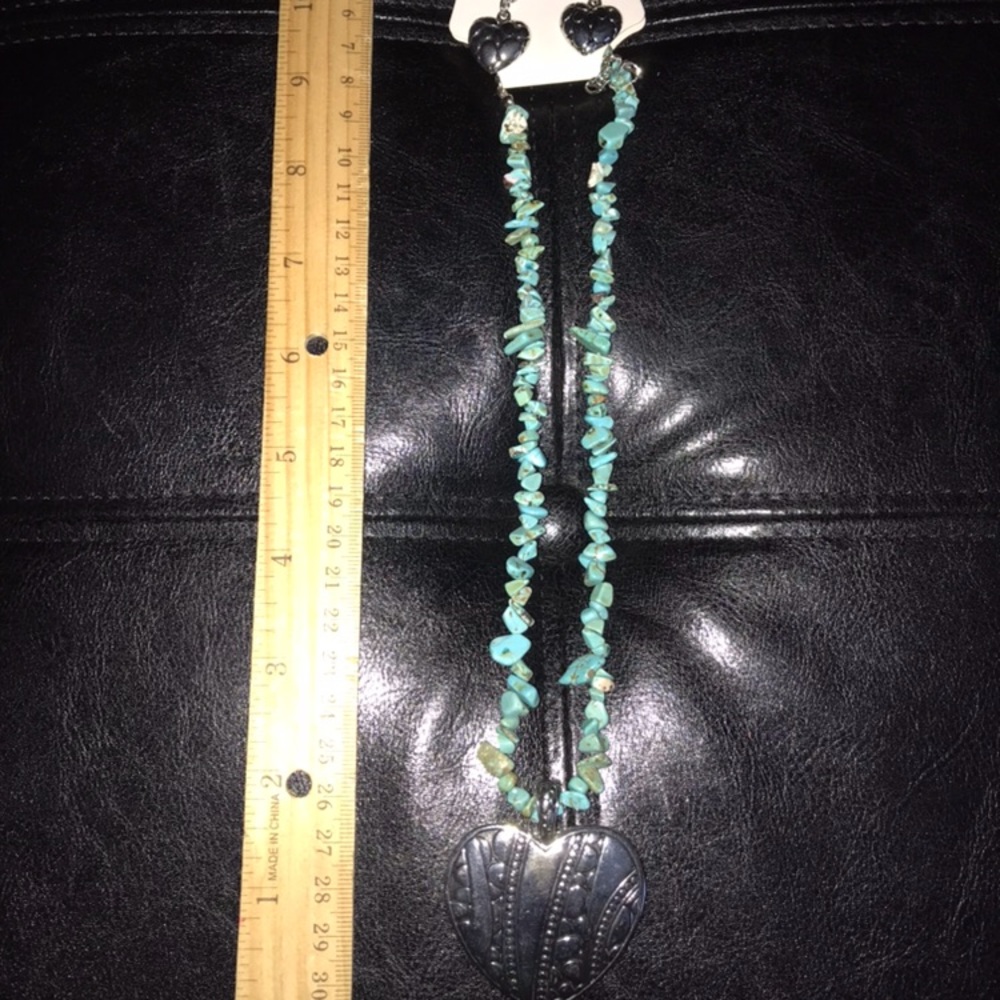 Necklace and earrings set